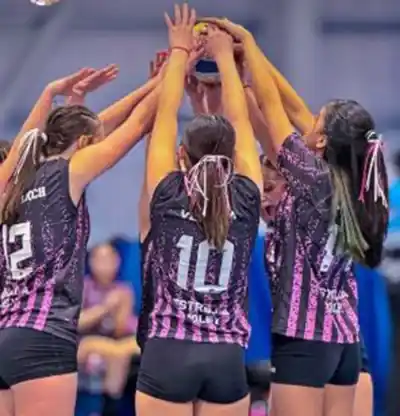 Tres equipos fueguinos se metieron en las finales del vóley patagónico