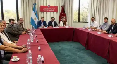 La Provincia, los intendentes y los desarrolladores arman una mesa para destrabar permisos y darle ritmo a la obra privada