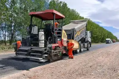 Licitan otras dos calles y el plan de pavimento avanza sin freno
