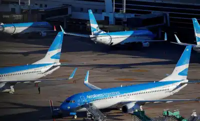 Paro de 48 horas en 27 aeropuertos: los horarios en los que no habrá vuelos