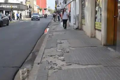 Veredas rotas: el plan del municipio que te saca un dolor de cabeza
