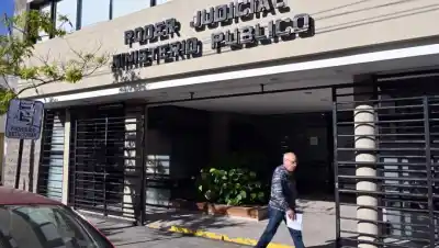 Subió a un taxi, pidió wifi y sacó un revólver: las pericias que complicaron al acusado