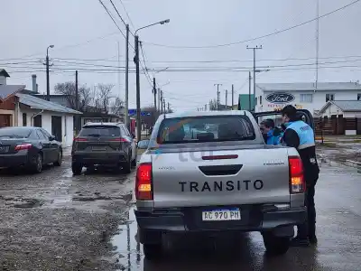 Atropelló a un ciclista, volvió a su casa y recién ahí llamó a la policía