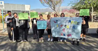 El cambio que deja a 40 familias sin mañana: la protesta en el FASTA