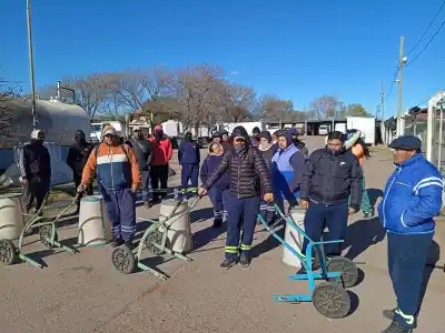 Llevan 30 años facturando en el municipio y siguen sin contrato: el reclamo que paralizó el corralón