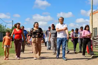 Anuncian arreglos en la defensa que protege a un paraje rural de las inundaciones