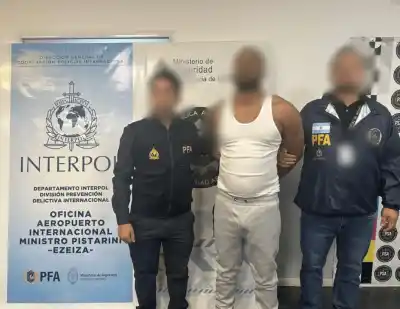 Detención en Ezeiza: el fugitivo internacional que creyó que podría entrar a la Argentina