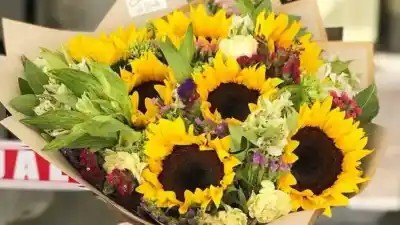 El día exacto para regalar flores amarillas y por qué se hace en Jujuy