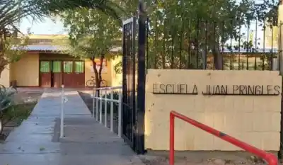 Tres escuelas de Angaco implementarían los Pluriaños: la comunidad educativa en alerta