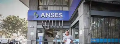 Confirmado: jubilados y AUH cobrarán más en septiembre, pero hay un detalle con el bono