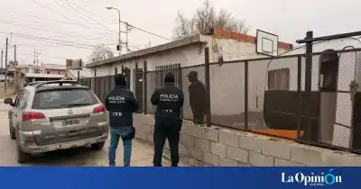 Secuestraron una escopeta y municiones en dos allanamientos en Caleta Olivia