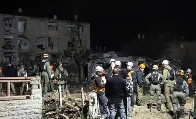 Irán asesta un golpe histórico: Misiles atraviesan las defensas de Israel y golpean cerca de su principal complejo nuclear