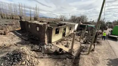 El fiscal que investiga el incendio en Pocito reveló por qué no encuentran al autor
