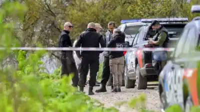Dos cuerpos calcinados en un auto quemado: la nueva hipótesis que investigan