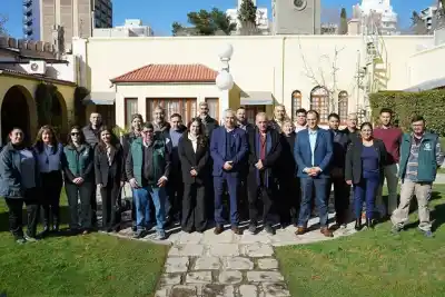 Nueve sindicatos se suman a un plan provincial para capacitar en oficios