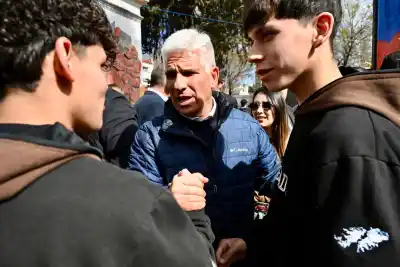El consejo de Poggi a 5.000 jóvenes que buscan su futuro: "Nadie sueña por uno"