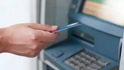 Cuánta plata se puede sacar por cajero en septiembre: el límite que fijó cada banco
