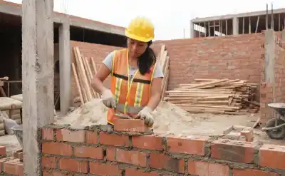 Buscan que el 5% de los trabajadores de la construcción en Jujuy sean mujeres