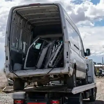 El operativo en un desarmadero de Las Perlas que terminó con un hallazgo inesperado