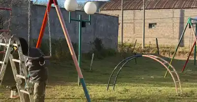 Villa Huidobro: el plan para que la Plazoleta del Caldén quede impecable