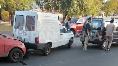 Una maniobra prohibida desató un triple choque en el corazón de Santiago del Estero