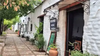 Una estrella de cine llega a un pueblo de Calamuchita: el rodaje que pondrá a Los Reartes en pantalla