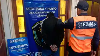 Compró dos celulares robados en Añatuya y lo que pasó después lo dejó contra las cuerdas