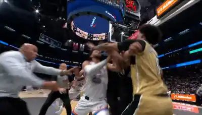 Escándalo en la NBA: Una pelea masiva termina en las gradas y deja cuatro expulsados