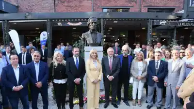 Jaldo y Chahla inauguraron un paseo en pleno centro: qué es lo que escondía la esquina