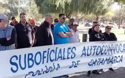 Suboficiales policiales se bajan de la negociación salarial y apuntan contra otros sectores