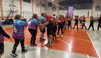 Más de 300 adultos mayores compitieron en los primeros Juegos Deportivos Santarroseños