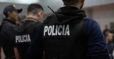 Dos policías denunciados por no tomar una denuncia de violencia de género: la amenaza a la madre