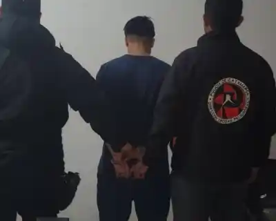 Iba en un colectivo de larga distancia y lo que llevaba en la mochila le cambió el viaje