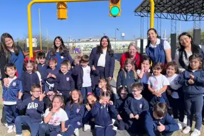 El programa municipal que enseña a los chicos de 5 a cruzar la calle y cuidar el ambiente