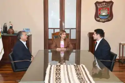 La intendente y el director de Juventud se reunieron: ¿qué planificaron para los jóvenes?