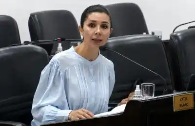 El PJ chaqueño apuntó contra Katia Blanc y le recordó a quién le debe la banca