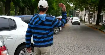 Santa Fe declara la guerra a los “trapitos”: La ley que busca terminar con la extorsión en las calles