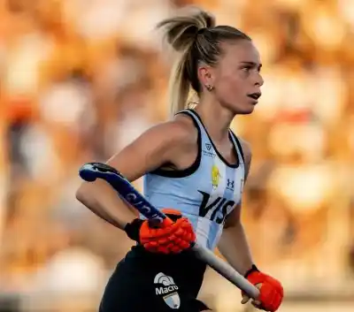 Levantó la vista y lo vio entre la multitud: el momento que quebró a Vicky Sauze en su regreso a Tucumán Rugby