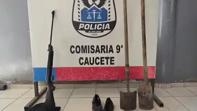 Un grupo de menores lo amenazó con un rifle y escapó con sus herramientas: el insólito botín