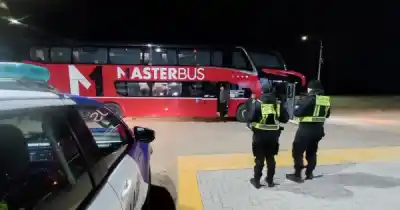 Inspeccionaron transportes a minas en Santa Cruz y encontraron algo que nadie esperaba