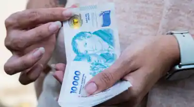 Contra la corriente: los plazos fijos en pesos resisten y crecen en agosto