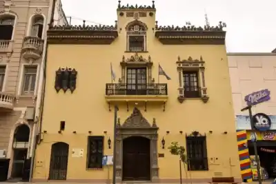 Dura respuesta de LLA a la FET: "miopía" y un pedido que incomoda