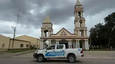 Un recién nacido en la puerta de la iglesia: la confesión de la madre que conmociona al Chaco