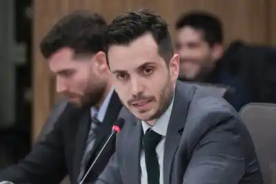 Un funcionario nacional llega a Santiago del Estero y hay expectativa por su agenda