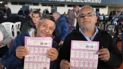 Nueva chance para jubilados: extienden la entrega de boletos gratuitos