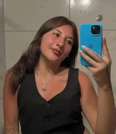 Desesperada búsqueda de una joven de 20 años que desapareció en San Juan tras comprar tres cajas de clonazepam