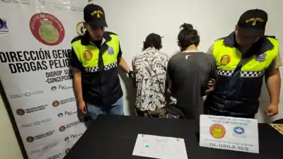 Encontraron a un hombre manipulando droga en la vía pública y el botín que llevaba encima sorprendió a todos