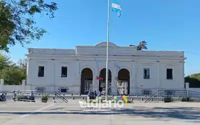 Confirmaron cuándo cobran los municipales de Capital: el detalle que tenés que saber