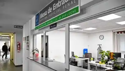 La justicia habilitó a la querella a imputar a dos ocupantes del auto en el crimen de Diego Cid