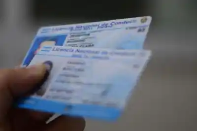 El paso clave que falta para que Alvear emita su propia licencia de conducir